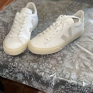 Veja Women's White and Cream Sneakers